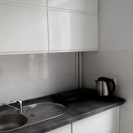 Studio Strzelecka Apartment